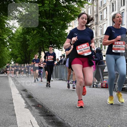 14.06.2026 - REWE Women's Run J. Mangold http://msf.ph/oto/9758713 14.06.2026 11:00:05 Ziel 5143, 5403, 5415, 5691, 5692, 5782, 5929, 6019, 6040 meine-sportfotos.de