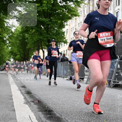 14.06.2026 - REWE Women's Run J. Mangold http://msf.ph/oto/9758715 14.06.2026 11:00:06 Ziel 5143, 5403, 5415, 5691, 5692, 5782, 5929, 6019, 6040 meine-sportfotos.de