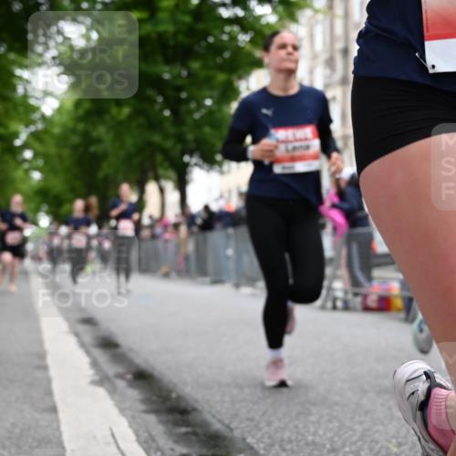14.06.2026 - REWE Women's Run J. Mangold http://msf.ph/oto/9758784 14.06.2026 11:00:14 Ziel 5001, 5002, 5003, 5004, 5050, 5147, 5432, 5665, 5719, 5883 meine-sportfotos.de