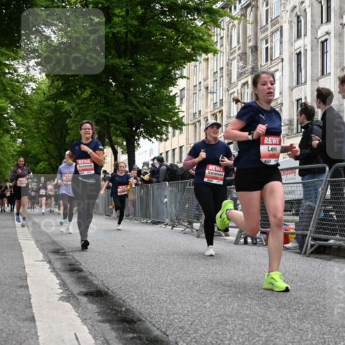 14.06.2026 - REWE Women's Run J. Mangold http://msf.ph/oto/9758822 14.06.2026 11:00:22 Ziel 5432, 5435, 5440, 5453, 5486, 5665, 5716, 5764, 5883, 5894 meine-sportfotos.de