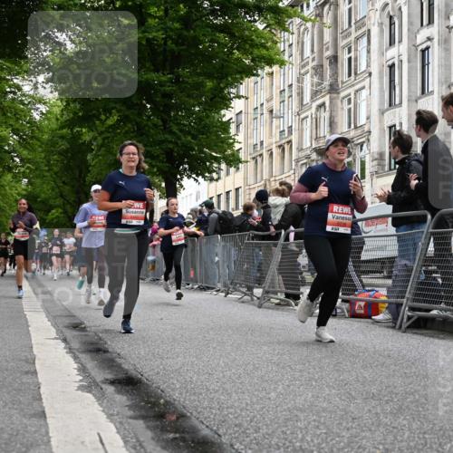 14.06.2026 - REWE Women's Run J. Mangold http://msf.ph/oto/9758828 14.06.2026 11:00:22 Ziel 5432, 5435, 5440, 5453, 5486, 5665, 5716, 5764, 5883, 5894 meine-sportfotos.de