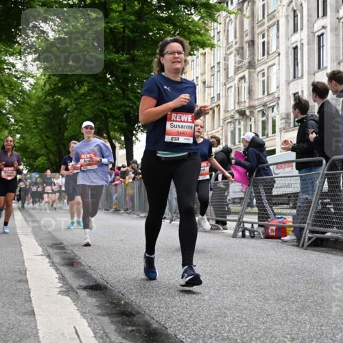 14.06.2026 - REWE Women's Run J. Mangold http://msf.ph/oto/9758841 14.06.2026 11:00:24 Ziel 5193, 5328, 5435, 5440, 5453, 5486, 5716, 5764, 5894, 6055, 6061 meine-sportfotos.de