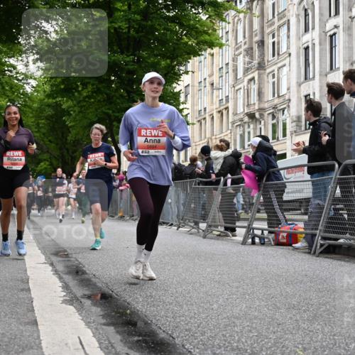 14.06.2026 - REWE Women's Run J. Mangold http://msf.ph/oto/9758853 14.06.2026 11:00:25 Ziel 5193, 5328, 5435, 5440, 5453, 5486, 5716, 5764, 5894, 6055, 6061 meine-sportfotos.de