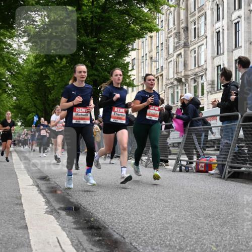 14.06.2026 - REWE Women's Run J. Mangold http://msf.ph/oto/9758878 14.06.2026 11:00:29 Ziel 5193, 5328, 5486, 5547, 5548, 5764, 5861, 5894, 6018, 6055, 6061 meine-sportfotos.de