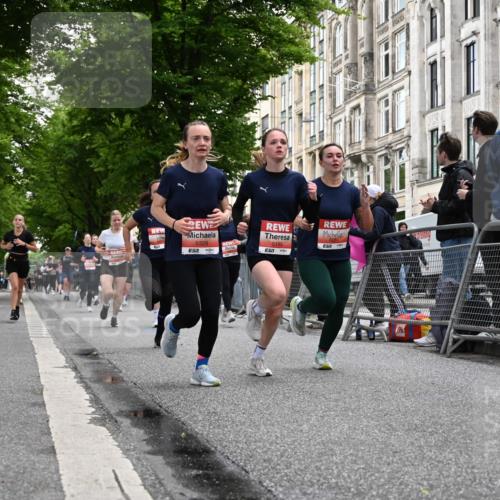 14.06.2026 - REWE Women's Run J. Mangold http://msf.ph/oto/9758880 14.06.2026 11:00:29 Ziel 5193, 5328, 5486, 5547, 5548, 5764, 5861, 5894, 6018, 6055, 6061 meine-sportfotos.de