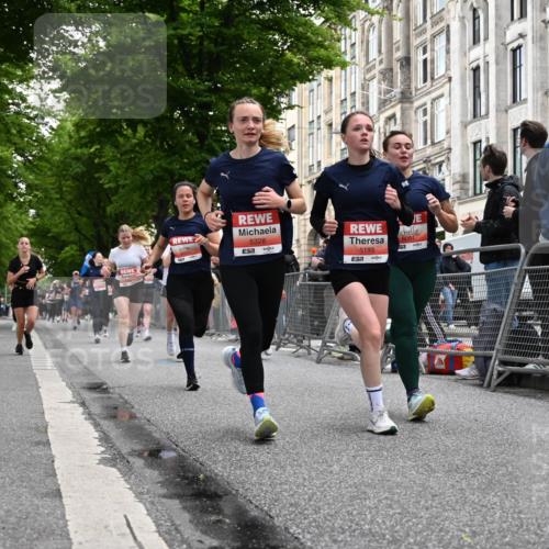 14.06.2026 - REWE Women's Run J. Mangold http://msf.ph/oto/9758883 14.06.2026 11:00:30 Ziel 5054, 5193, 5242, 5328, 5341, 5486, 5547, 5548, 5764, 5861, 6018, 6055, 6061 meine-sportfotos.de