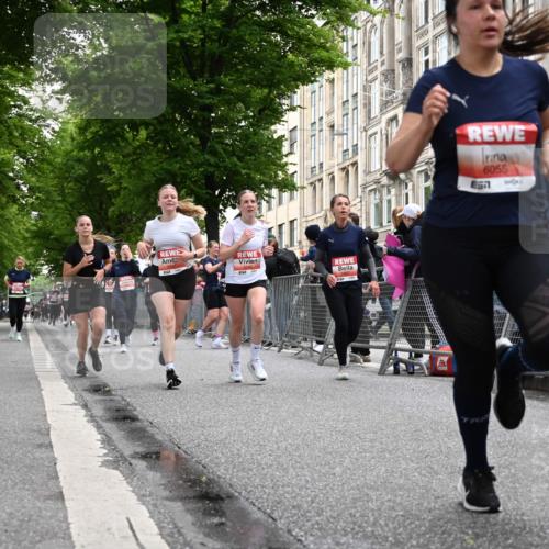 14.06.2026 - REWE Women's Run J. Mangold http://msf.ph/oto/9758897 14.06.2026 11:00:31 Ziel 5054, 5193, 5242, 5328, 5341, 5532, 5547, 5548, 5764, 5861, 6018, 6055, 6061 meine-sportfotos.de