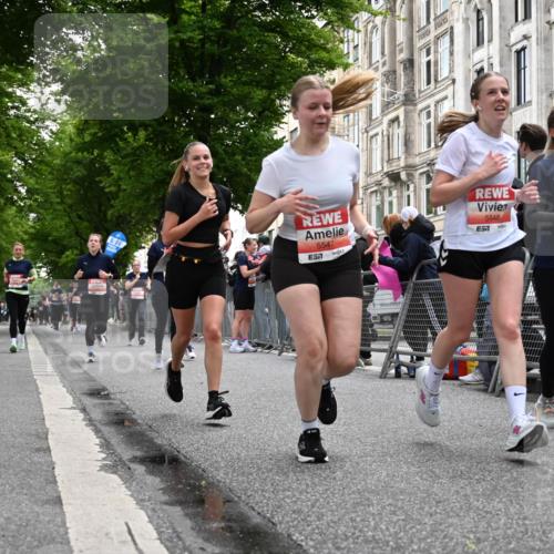 14.06.2026 - REWE Women's Run J. Mangold http://msf.ph/oto/9758918 14.06.2026 11:00:33 Ziel 5054, 5055, 5193, 5242, 5328, 5341, 5532, 5547, 5548, 5767, 5861, 6018, 6055, 6061 meine-sportfotos.de