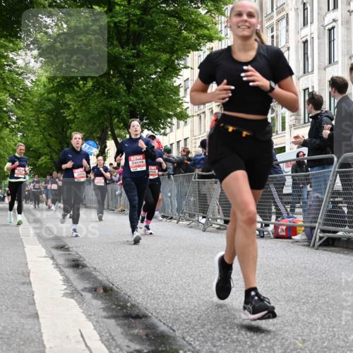 14.06.2026 - REWE Women's Run J. Mangold http://msf.ph/oto/9758926 14.06.2026 11:00:34 Ziel 5054, 5055, 5242, 5328, 5341, 5532, 5547, 5548, 5767, 5861, 6018, 6055, 6061 meine-sportfotos.de
