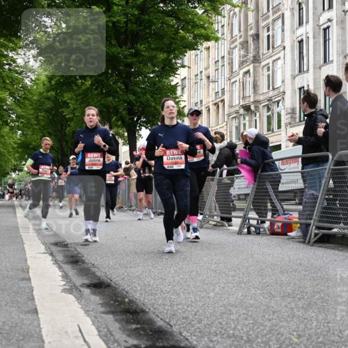 14.06.2026 - REWE Women's Run J. Mangold http://msf.ph/oto/9758934 14.06.2026 11:00:34 Ziel 5054, 5055, 5242, 5328, 5341, 5532, 5547, 5548, 5767, 5861, 6018, 6055, 6061 meine-sportfotos.de