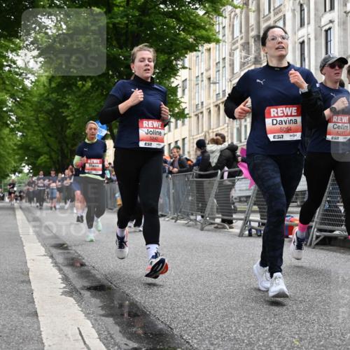 14.06.2026 - REWE Women's Run J. Mangold http://msf.ph/oto/9758948 14.06.2026 11:00:36 Ziel 5025, 5054, 5055, 5242, 5341, 5532, 5547, 5548, 5767, 5861, 5941, 6018 meine-sportfotos.de
