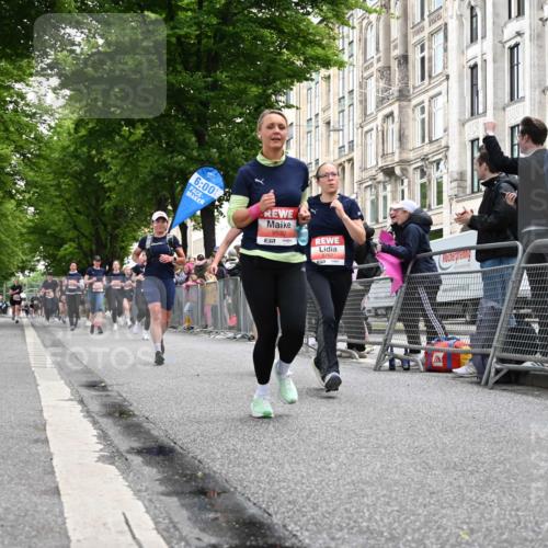 14.06.2026 - REWE Women's Run J. Mangold http://msf.ph/oto/9758965 14.06.2026 11:00:37 Ziel 5025, 5054, 5055, 5242, 5341, 5364, 5532, 5547, 5548, 5767, 5861, 5941, 6018 meine-sportfotos.de