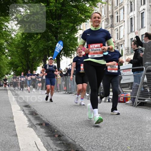 14.06.2026 - REWE Women's Run J. Mangold http://msf.ph/oto/9758971 14.06.2026 11:00:37 Ziel 5025, 5054, 5055, 5242, 5341, 5364, 5532, 5547, 5548, 5767, 5861, 5941, 6018 meine-sportfotos.de