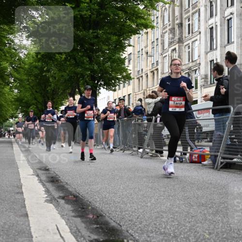 14.06.2026 - REWE Women's Run J. Mangold http://msf.ph/oto/9759012 14.06.2026 11:00:41 Ziel 5025, 5055, 5146, 5270, 5307, 5364, 5481, 5532, 5672, 5767, 5874, 5941 meine-sportfotos.de