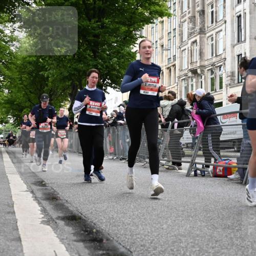 14.06.2026 - REWE Women's Run J. Mangold http://msf.ph/oto/9759038 14.06.2026 11:00:44 Ziel 5025, 5041, 5087, 5146, 5270, 5307, 5364, 5455, 5481, 5507, 5599, 5618, 5672, 5874, 5941 meine-sportfotos.de