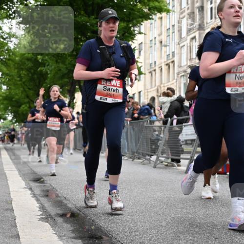 14.06.2026 - REWE Women's Run J. Mangold http://msf.ph/oto/9759072 14.06.2026 11:00:47 Ziel 5041, 5087, 5146, 5270, 5307, 5364, 5455, 5481, 5507, 5599, 5603, 5618, 5672, 5771, 5874 meine-sportfotos.de