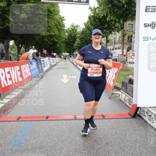14.06.2026 - REWE Women's Run Strokosch-Dieckow http://msf.ph/oto/9759139 14.06.2026 11:19:49 Ziel 5746 meine-sportfotos.de