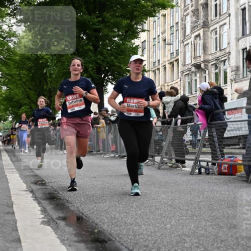 14.06.2026 - REWE Women's Run J. Mangold http://msf.ph/oto/9759175 14.06.2026 11:00:58 Ziel 5262, 5326, 5419, 5421, 5824, 5948, 5952, 6025 meine-sportfotos.de