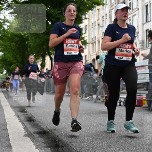 14.06.2026 - REWE Women's Run J. Mangold http://msf.ph/oto/9759184 14.06.2026 11:00:59 Ziel 5262, 5315, 5326, 5419, 5421, 5824, 5948, 5952, 6025 meine-sportfotos.de