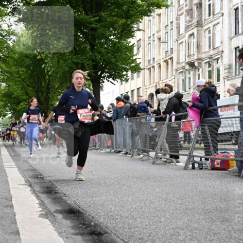 14.06.2026 - REWE Women's Run J. Mangold http://msf.ph/oto/9759195 14.06.2026 11:01:00 Ziel 5115, 5262, 5315, 5326, 5419, 5421, 5824, 5948, 5952, 6025 meine-sportfotos.de
