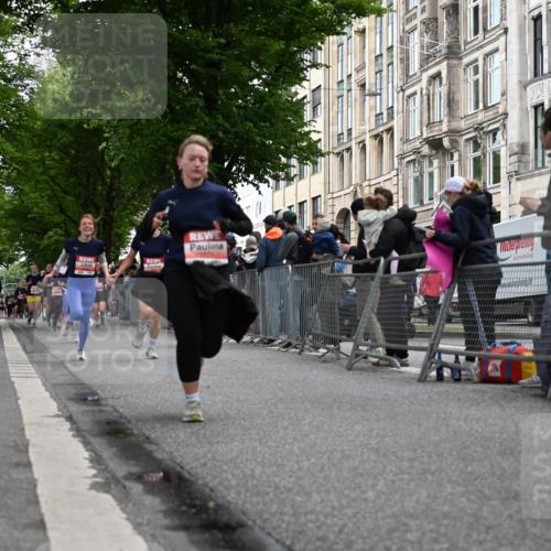 14.06.2026 - REWE Women's Run J. Mangold http://msf.ph/oto/9759197 14.06.2026 11:01:01 Ziel 5115, 5262, 5315, 5326, 5419, 5421, 5824, 5864, 5948, 5952, 6025 meine-sportfotos.de