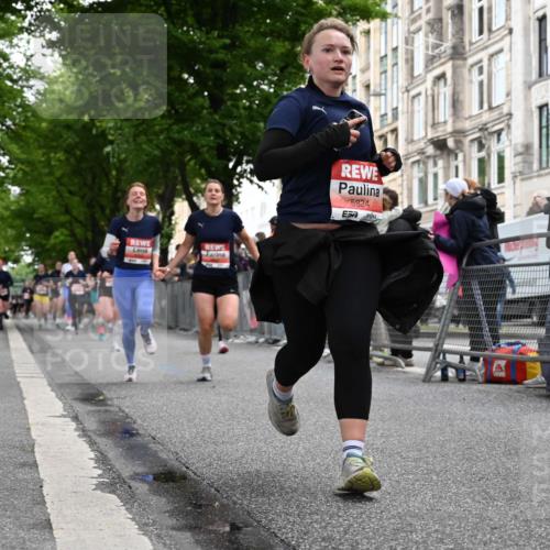 14.06.2026 - REWE Women's Run J. Mangold http://msf.ph/oto/9759208 14.06.2026 11:01:02 Ziel 5115, 5262, 5315, 5326, 5419, 5421, 5748, 5824, 5864, 6025 meine-sportfotos.de