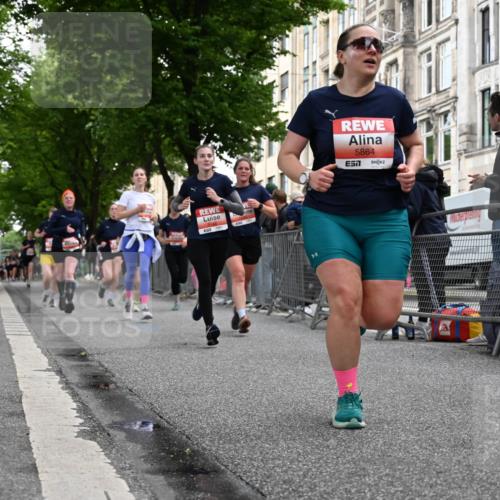 14.06.2026 - REWE Women's Run J. Mangold http://msf.ph/oto/9759253 14.06.2026 11:01:07 Ziel 5062, 5115, 5234, 5262, 5315, 5326, 5351, 5648, 5690, 5748, 5845, 5864, 5880, 5966 meine-sportfotos.de