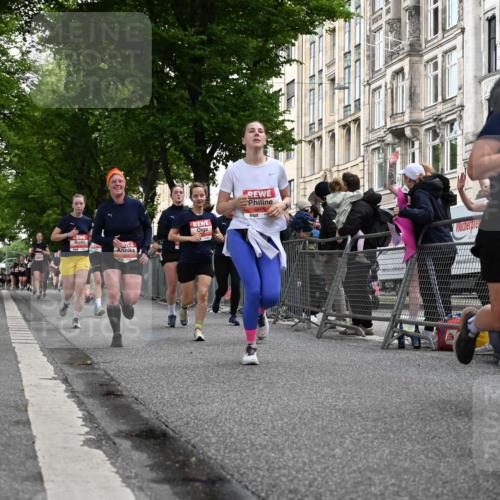 14.06.2026 - REWE Women's Run J. Mangold http://msf.ph/oto/9759272 14.06.2026 11:01:09 Ziel 5029, 5062, 5115, 5234, 5315, 5351, 5648, 5690, 5748, 5845, 5864, 5880, 5966 meine-sportfotos.de