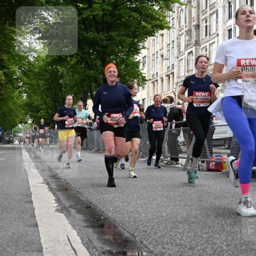 14.06.2026 - REWE Women's Run J. Mangold http://msf.ph/oto/9759287 14.06.2026 11:01:10 Ziel 5029, 5062, 5115, 5234, 5351, 5648, 5690, 5748, 5845, 5864, 5880, 5966 meine-sportfotos.de