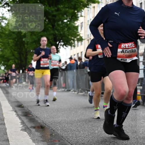 14.06.2026 - REWE Women's Run J. Mangold http://msf.ph/oto/9759295 14.06.2026 11:01:11 Ziel 5029, 5046, 5062, 5234, 5351, 5648, 5690, 5748, 5845, 5864, 5880, 5966 meine-sportfotos.de