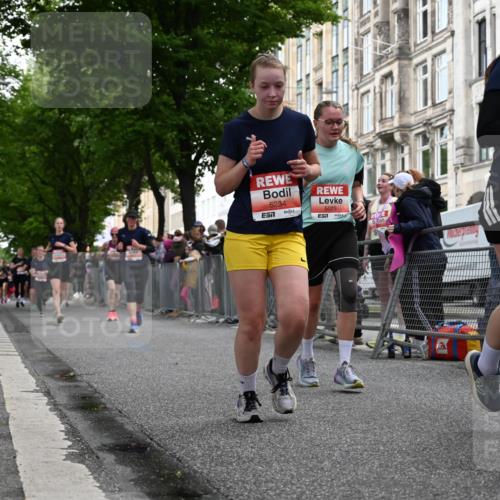 14.06.2026 - REWE Women's Run J. Mangold http://msf.ph/oto/9759307 14.06.2026 11:01:13 Ziel 5029, 5046, 5062, 5234, 5351, 5648, 5656, 5690, 5845, 5880, 5966 meine-sportfotos.de