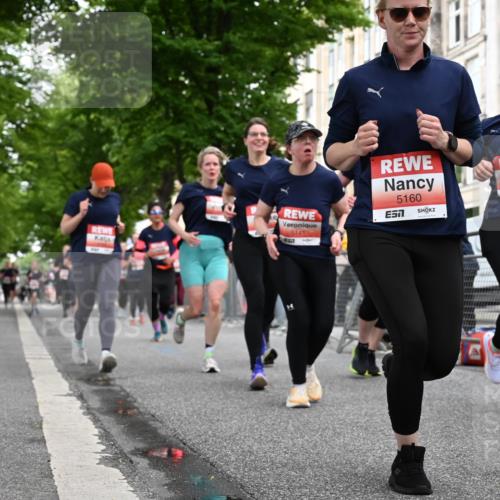 14.06.2026 - REWE Women's Run J. Mangold http://msf.ph/oto/9759498 14.06.2026 11:01:39 Ziel 5092, 5121, 5141, 5160, 5194, 5213, 5241, 5343, 5518, 5520, 5546, 5586, 5641, 5659, 5776, 5917, 5921 meine-sportfotos.de