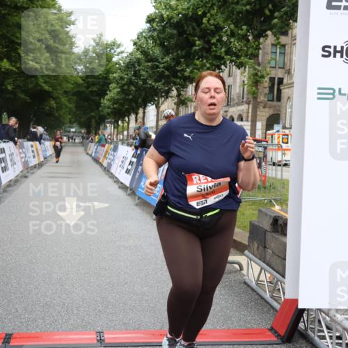 14.06.2026 - REWE Women's Run Strokosch-Dieckow http://msf.ph/oto/9759571 14.06.2026 11:17:50 Ziel 5878 meine-sportfotos.de