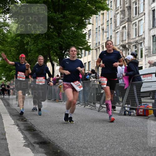14.06.2026 - REWE Women's Run J. Mangold http://msf.ph/oto/9759631 14.06.2026 11:01:55 Ziel 5027, 5049, 5192, 5310, 5511, 5514, 5561, 5601, 5608, 5689, 5865, 5882, 6060 meine-sportfotos.de