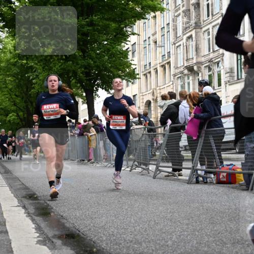 14.06.2026 - REWE Women's Run J. Mangold http://msf.ph/oto/9759725 14.06.2026 11:02:08 Ziel 5176, 5309, 5377, 5579, 5780, 5932 meine-sportfotos.de