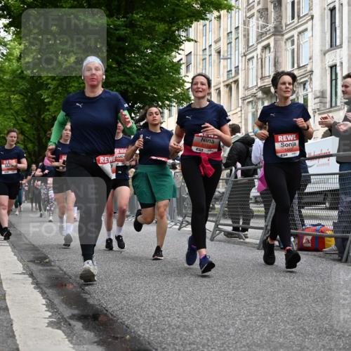 14.06.2026 - REWE Women's Run J. Mangold http://msf.ph/oto/9759777 14.06.2026 11:02:18 Ziel 5133, 5179, 5372, 5428, 5521, 5540, 5644, 5704, 5777, 5802, 5935 meine-sportfotos.de