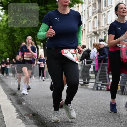 14.06.2026 - REWE Women's Run J. Mangold http://msf.ph/oto/9759787 14.06.2026 11:02:19 Ziel 5133, 5179, 5260, 5372, 5428, 5521, 5540, 5644, 5704, 5777, 5802, 5935 meine-sportfotos.de