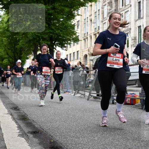 14.06.2026 - REWE Women's Run J. Mangold http://msf.ph/oto/9759816 14.06.2026 11:02:23 Ziel 5133, 5179, 5260, 5372, 5373, 5428, 5521, 5540, 5567, 5644, 5650, 5704, 5802, 5814, 5935, 5991 meine-sportfotos.de