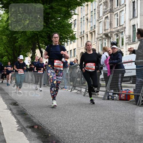 14.06.2026 - REWE Women's Run J. Mangold http://msf.ph/oto/9759824 14.06.2026 11:02:23 Ziel 5133, 5179, 5260, 5372, 5373, 5428, 5521, 5540, 5567, 5644, 5650, 5704, 5802, 5814, 5935, 5991 meine-sportfotos.de