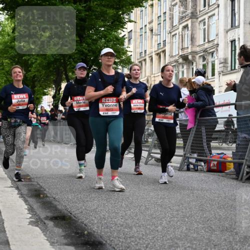 14.06.2026 - REWE Women's Run J. Mangold http://msf.ph/oto/9759847 14.06.2026 11:02:27 Ziel 5243, 5260, 5372, 5373, 5428, 5503, 5521, 5528, 5529, 5530, 5567, 5572, 5650, 5814, 5991 meine-sportfotos.de