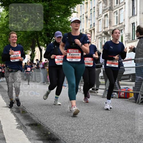 14.06.2026 - REWE Women's Run J. Mangold http://msf.ph/oto/9759856 14.06.2026 11:02:27 Ziel 5243, 5260, 5372, 5373, 5428, 5503, 5521, 5528, 5529, 5530, 5567, 5572, 5650, 5814, 5991 meine-sportfotos.de