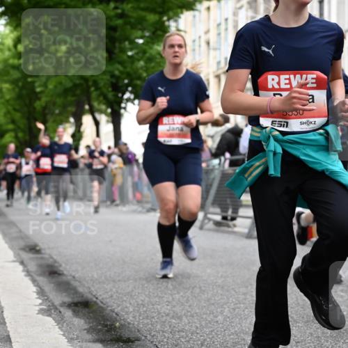 14.06.2026 - REWE Women's Run J. Mangold http://msf.ph/oto/9759900 14.06.2026 11:02:33 Ziel 5243, 5247, 5482, 5503, 5528, 5529, 5530, 5567, 5572, 5688, 5991, 6006 meine-sportfotos.de