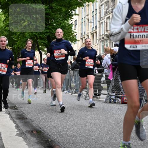 14.06.2026 - REWE Women's Run J. Mangold http://msf.ph/oto/9759972 14.06.2026 11:02:46 Ziel 5038, 5039, 5058, 5077, 5161, 5285, 5358, 5525, 5578, 5657, 5742, 5798, 5838, 5867 meine-sportfotos.de