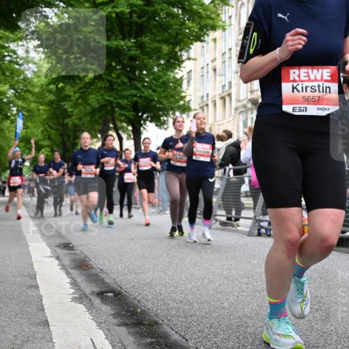 14.06.2026 - REWE Women's Run J. Mangold http://msf.ph/oto/9759998 14.06.2026 11:02:49 Ziel 5038, 5039, 5058, 5077, 5285, 5331, 5358, 5449, 5525, 5557, 5578, 5657, 5742, 5750, 5751, 5795, 5813, 5867, 5890, 5891 meine-sportfotos.de