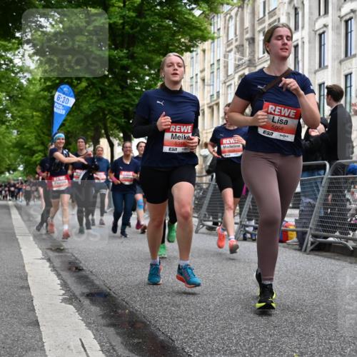 14.06.2026 - REWE Women's Run J. Mangold http://msf.ph/oto/9760016 14.06.2026 11:02:51 Ziel 5038, 5039, 5058, 5285, 5331, 5358, 5449, 5525, 5557, 5578, 5657, 5742, 5750, 5751, 5783, 5784, 5795, 5813, 5867, 5890, 5891, 5983 meine-sportfotos.de