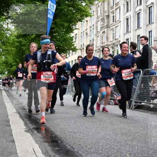 14.06.2026 - REWE Women's Run J. Mangold http://msf.ph/oto/9760033 14.06.2026 11:02:53 Ziel 5038, 5039, 5058, 5331, 5358, 5449, 5460, 5557, 5750, 5751, 5783, 5784, 5795, 5813, 5867, 5890, 5891, 5983 meine-sportfotos.de