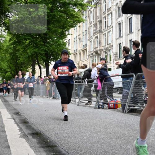 14.06.2026 - REWE Women's Run J. Mangold http://msf.ph/oto/9760062 14.06.2026 11:02:58 Ziel 5331, 5367, 5449, 5460, 5557, 5736, 5750, 5751, 5783, 5784, 5795, 5890, 5891, 5957, 5983, 5988 meine-sportfotos.de