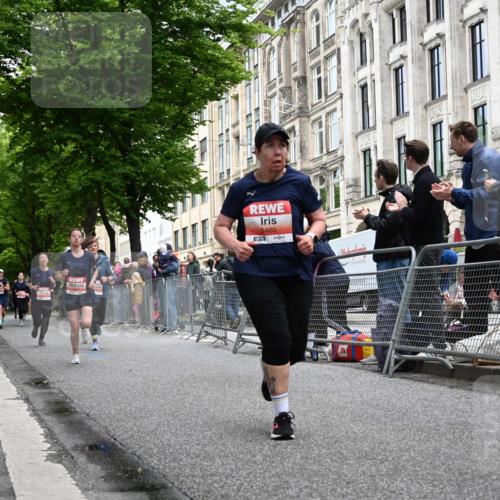 14.06.2026 - REWE Women's Run J. Mangold http://msf.ph/oto/9760069 14.06.2026 11:02:59 Ziel 5292, 5293, 5367, 5449, 5460, 5736, 5750, 5751, 5783, 5784, 5957, 5983, 5988 meine-sportfotos.de