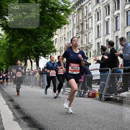 14.06.2026 - REWE Women's Run J. Mangold http://msf.ph/oto/9760074 14.06.2026 11:03:00 Ziel 5292, 5293, 5367, 5460, 5736, 5783, 5784, 5957, 5983, 5988 meine-sportfotos.de