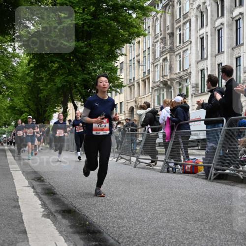 14.06.2026 - REWE Women's Run J. Mangold http://msf.ph/oto/9760079 14.06.2026 11:03:02 Ziel 5292, 5293, 5345, 5367, 5460, 5566, 5736, 5866, 5957, 5988 meine-sportfotos.de